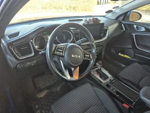 KIA Xceed Thumbnail 4