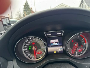 MERCEDES-BENZ Gla 200 Thumbnail 13