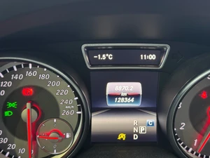 MERCEDES-BENZ Gla 200 Thumbnail 2