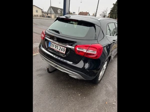 MERCEDES-BENZ Gla 200 Thumbnail 3