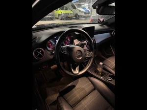 MERCEDES-BENZ Gla 200 Thumbnail 12