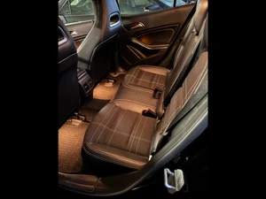 MERCEDES-BENZ Gla 200 Thumbnail 4