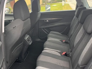 PEUGEOT 5008 Thumbnail 10