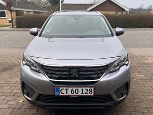 PEUGEOT 5008 Thumbnail 6