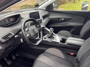 PEUGEOT 5008 Thumbnail 8