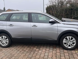 PEUGEOT 5008 Thumbnail 7