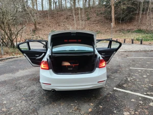 BMW 3-Serie Thumbnail 9