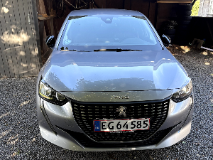 PEUGEOT 208 Thumbnail 2