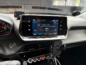 PEUGEOT 208 Thumbnail 12