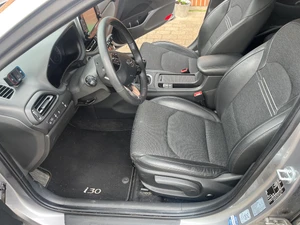 HYUNDAI I30 Thumbnail 9