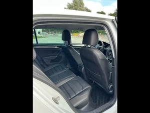 VW E-Golf Thumbnail 8