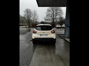 RENAULT Captur Thumbnail 2