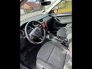 SKODA Octavia Thumbnail 4