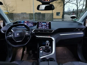 PEUGEOT 3008 Thumbnail 5