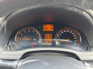 TOYOTA Avensis Stw Thumbnail 6