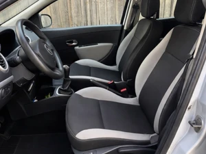 RENAULT Clio Thumbnail 2