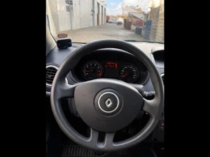 RENAULT Clio Thumbnail 7