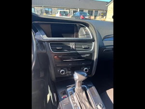 AUDI A4 Avant Thumbnail 2