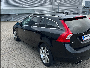 VOLVO V60 Thumbnail 7