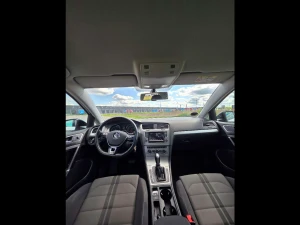 VOLKSWAGEN Golf Thumbnail 11