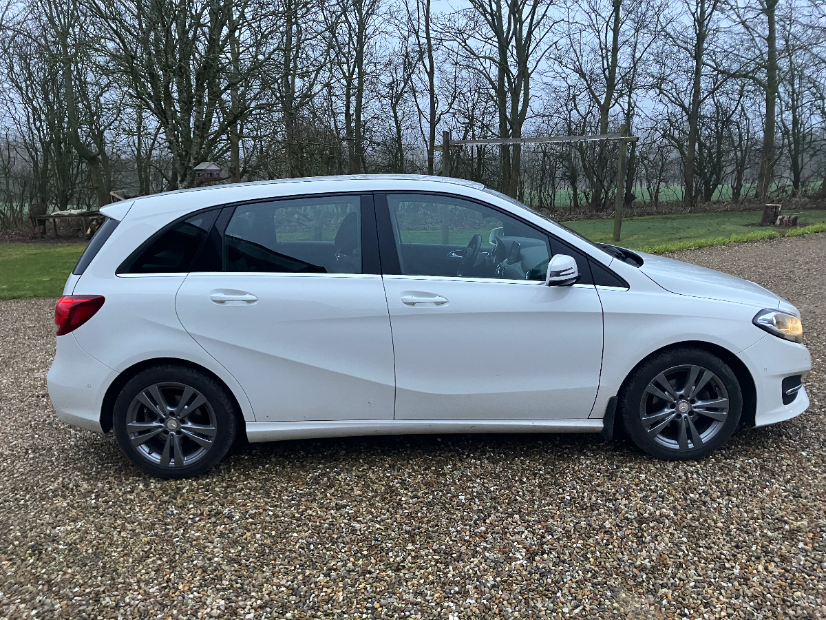 MERCEDES-BENZ B-Klasse