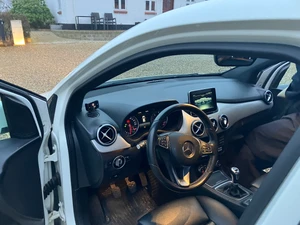 MERCEDES-BENZ B-Klasse Thumbnail 4