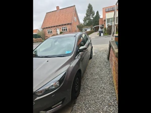 FORD Focus Thumbnail 7