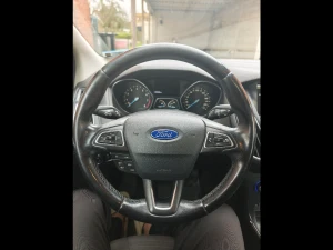 FORD Focus Thumbnail 8