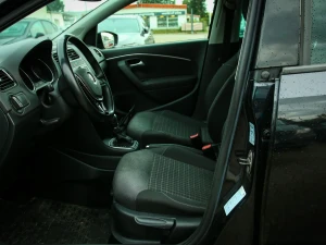 VOLKSWAGEN Polo Thumbnail 8