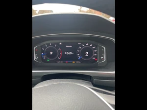 VOLKSWAGEN Tiguan Thumbnail 2