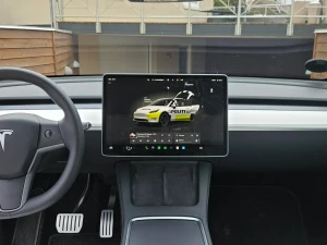 TESLA Model Y Thumbnail 8