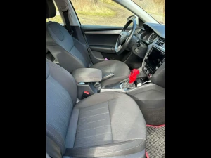 SKODA Octavia Thumbnail 8