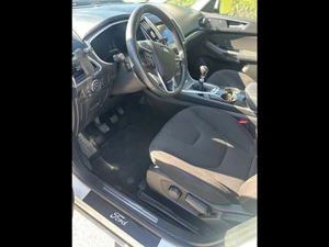 FORD S-Max Thumbnail 3