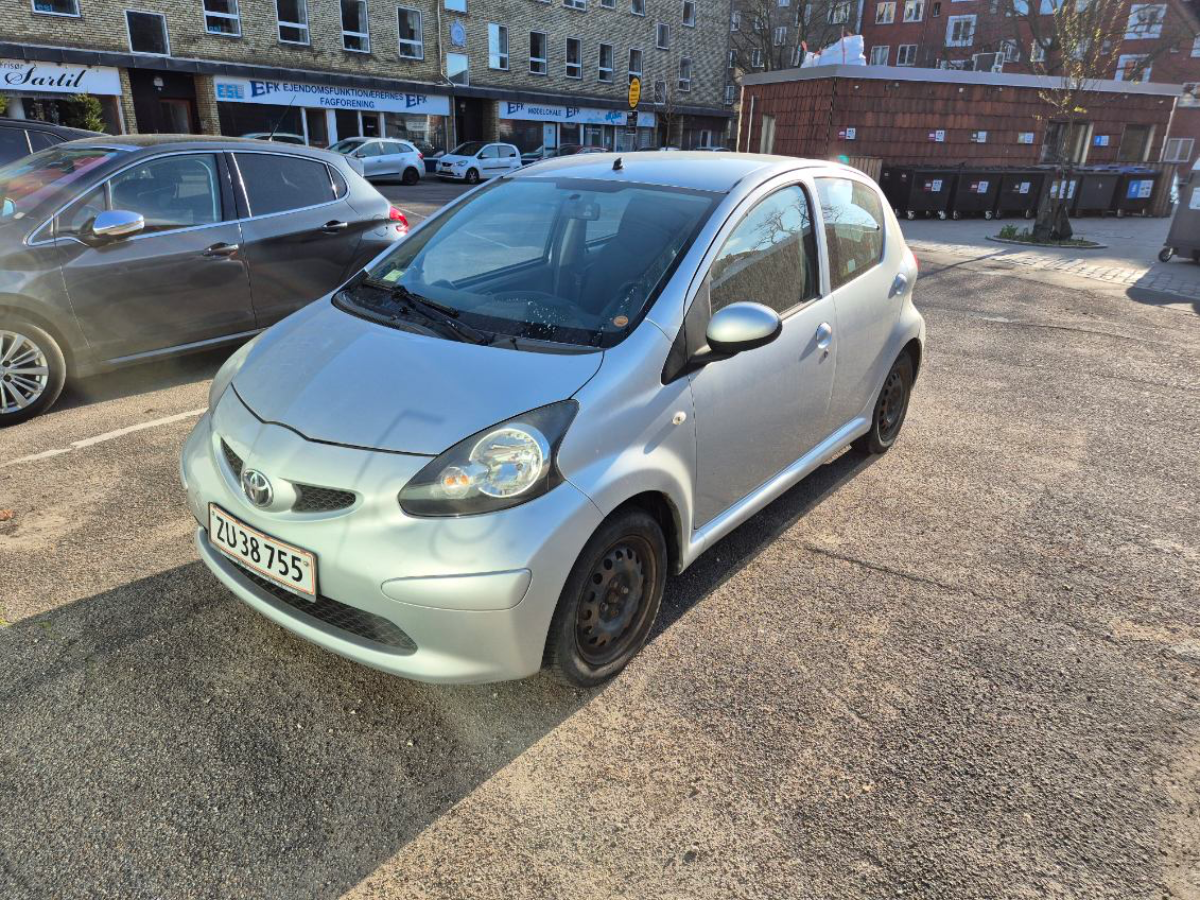 TOYOTA Aygo 5-Dørs