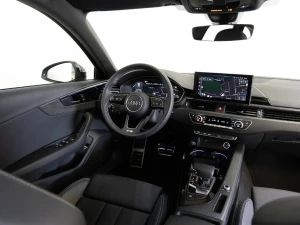 AUDI A4 Avant Thumbnail 8