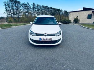 VOLKSWAGEN Polo Thumbnail 7