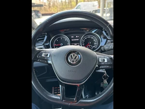 VOLKSWAGEN Touran Thumbnail 5
