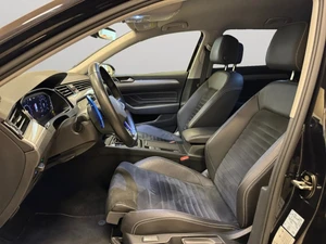 VOLKSWAGEN Passat Variant Thumbnail 3