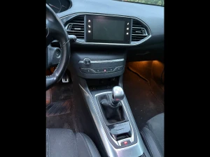 PEUGEOT 308 Thumbnail 5