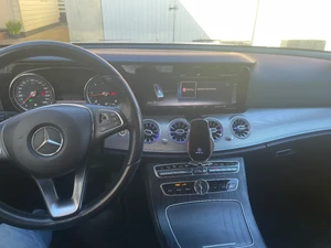 MERCEDES-BENZ E 220 D Thumbnail 6