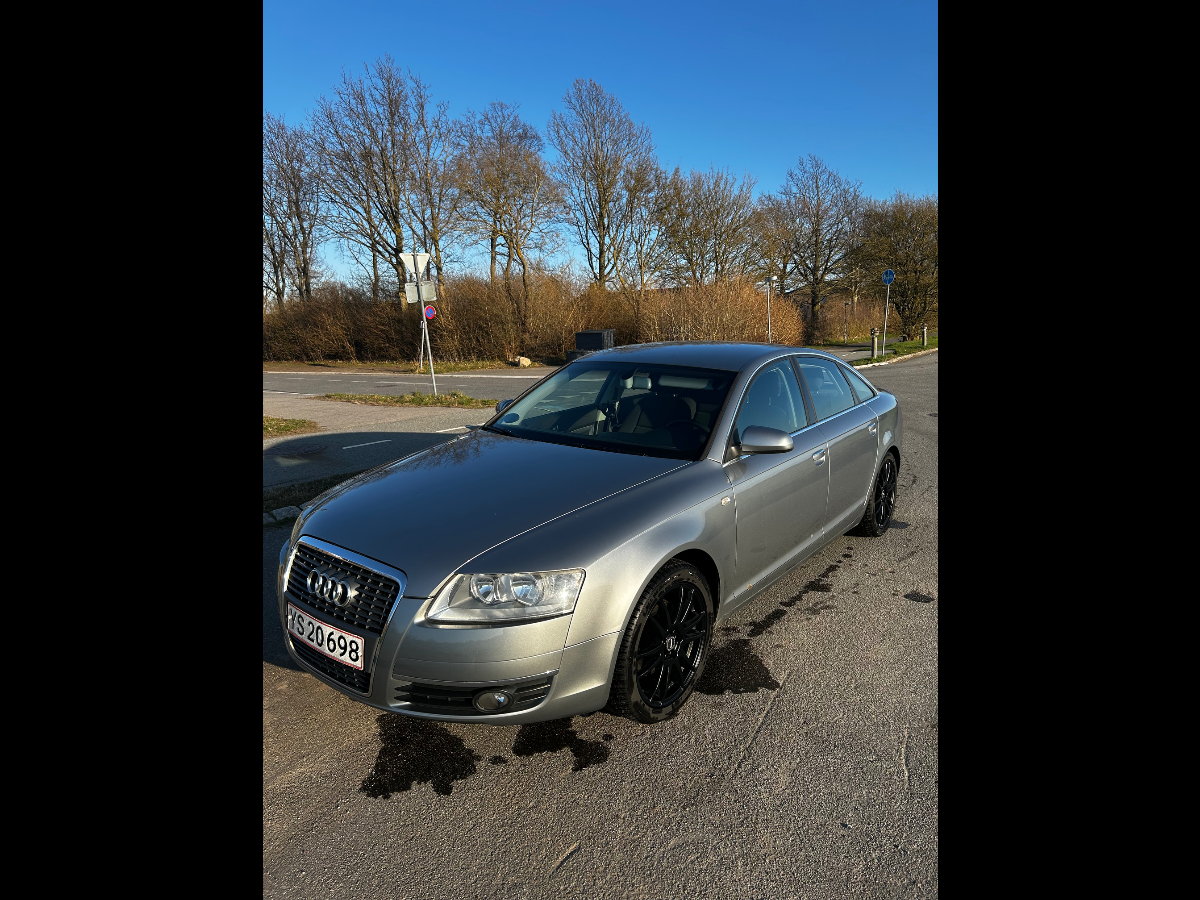 AUDI A 6 Limousine