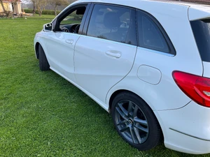 MERCEDES-BENZ B-Klasse Thumbnail 8