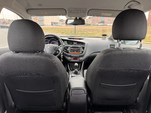 KIA Ceed Thumbnail 11