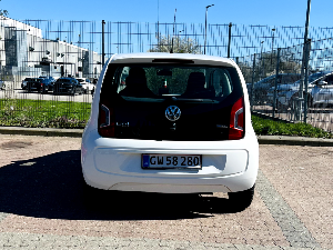 VOLKSWAGEN Up! Thumbnail 6