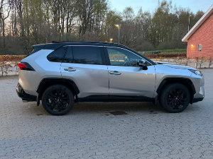 TOYOTA Rav4 Thumbnail 10