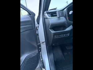 TOYOTA Rav4 Thumbnail 15