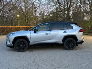 TOYOTA Rav4 Thumbnail 3