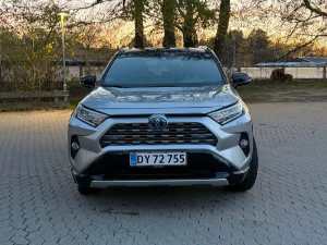 TOYOTA Rav4 Thumbnail 4