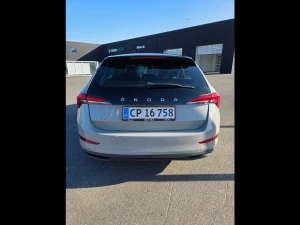SKODA Scala Thumbnail 4