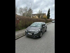 PEUGEOT 208 Thumbnail 1